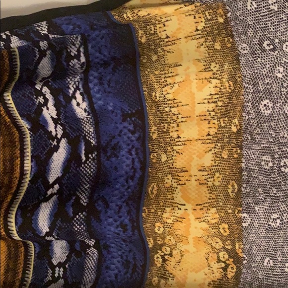 Kenneth Cole Top - Picture 2 of 4